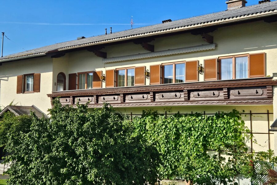 die Wohnung liegt im 1. Stock