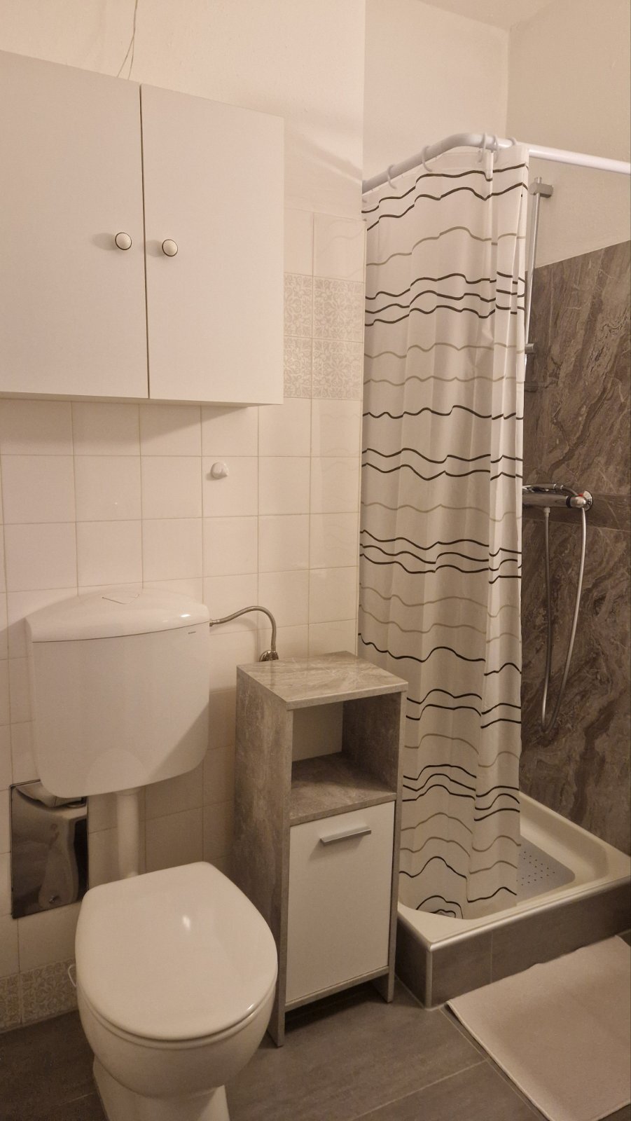 Bad und WC oben
