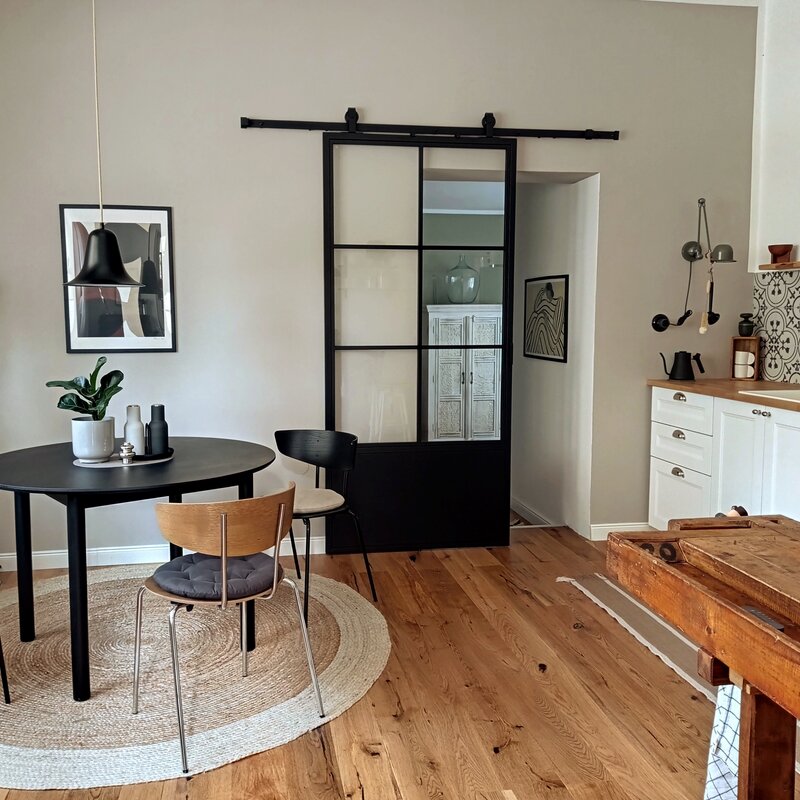Stilvolles 1-Zimmer Apartment mit Designküche & Schiebetür – Wohnen auf Zeit, Kurzzeitmiete Natters, 1 bis 6 Monate