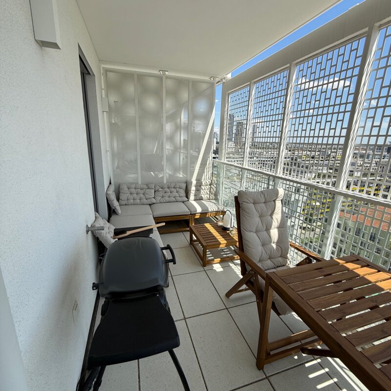 terrace_lounge