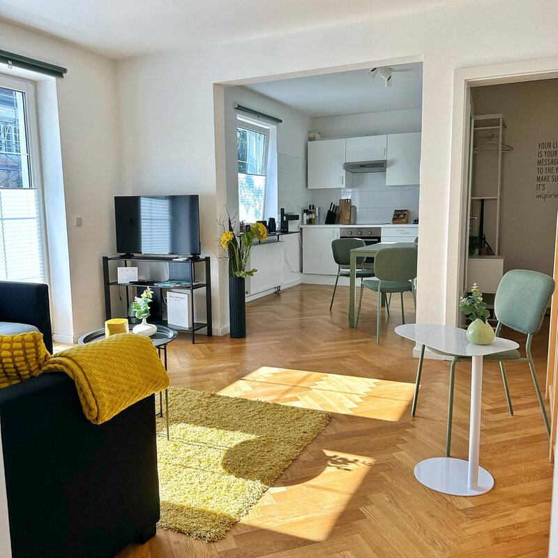 Gesamtüberblick über Wohn- und Ess/Kochbereich