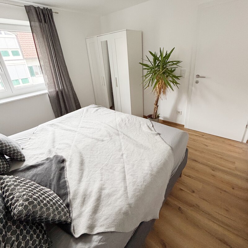 Schlafzimmer 1