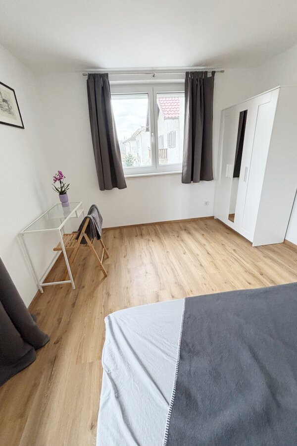 2nd bedroom 1st floor