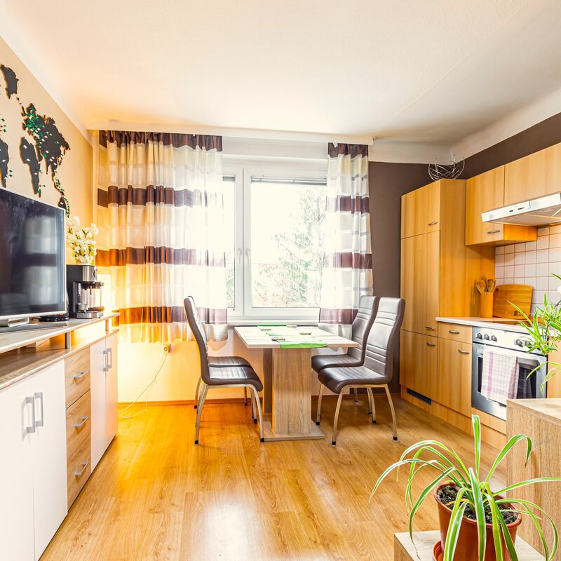 Bright 1-room apartment with kitchen & dining area – short-term rental Vienna, temporary housing 1 to 6 months