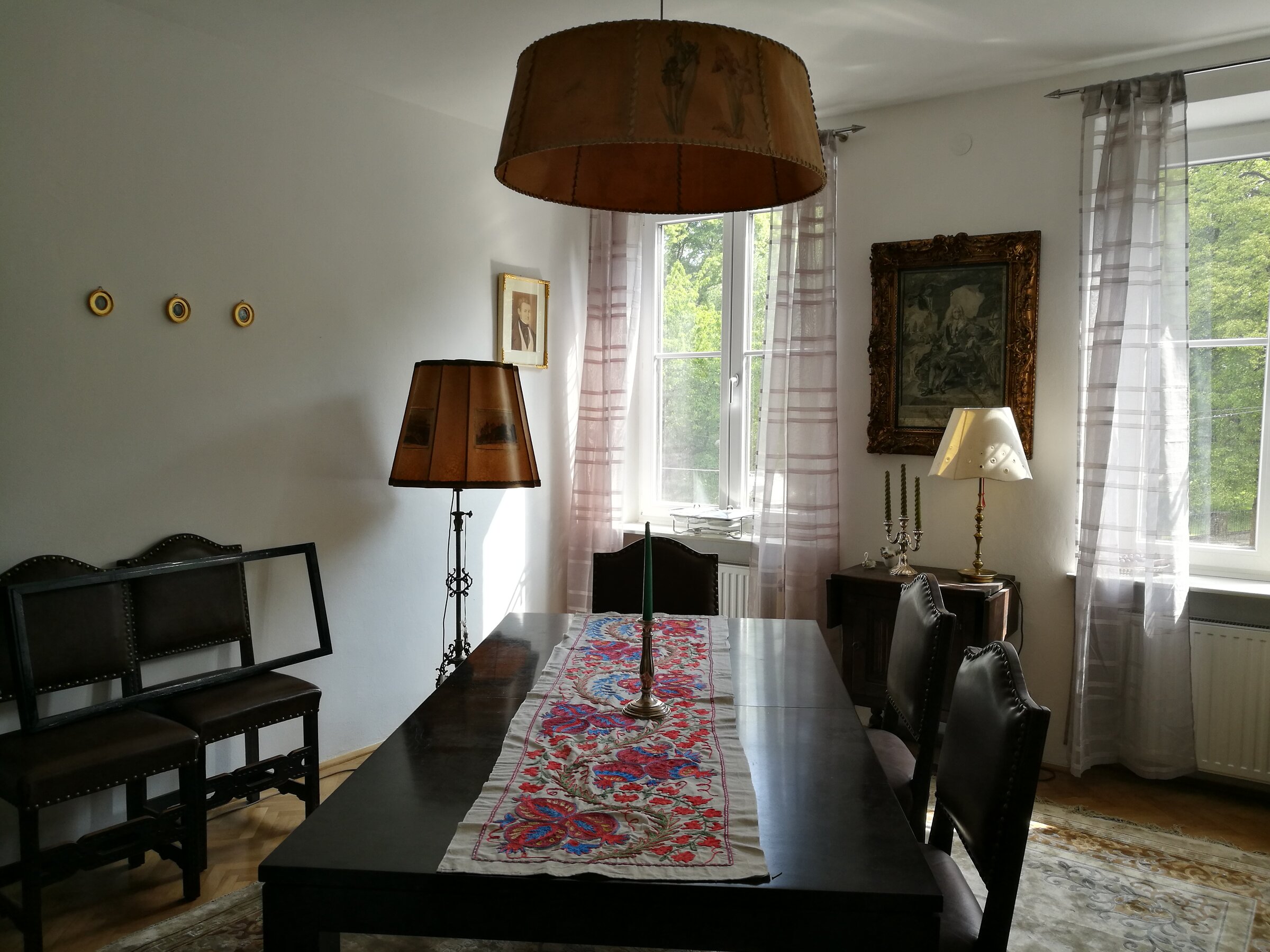 Ein weiterer Blick ins Esszimmer