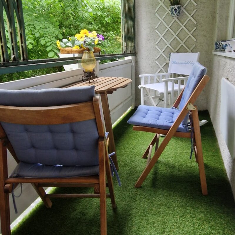 angenehmer Sitzplatz mit Blick ins Grüne