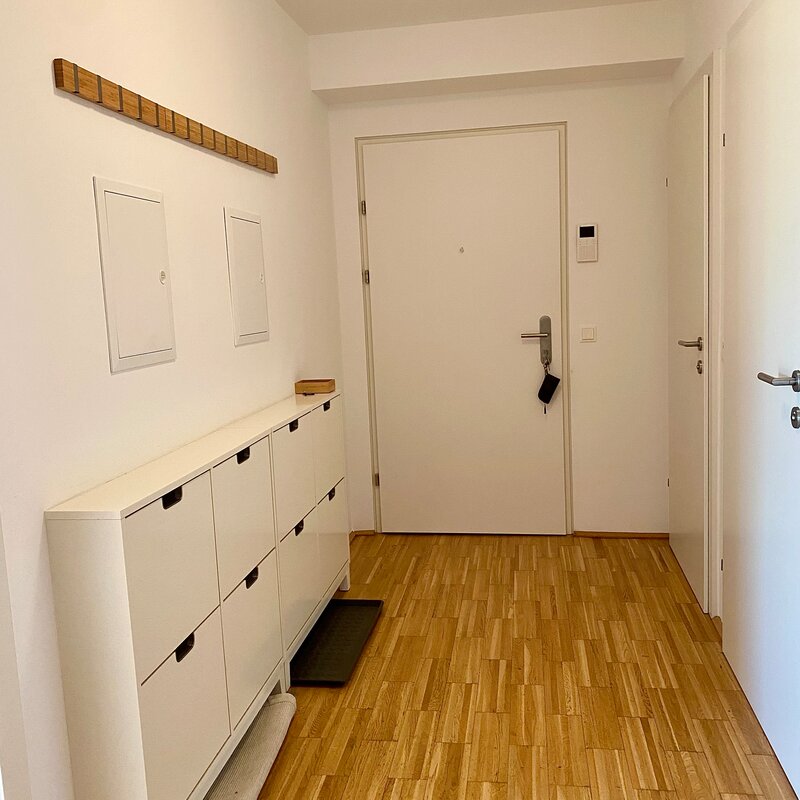 Ausgestattet mit Garderobe und Schuhboxen | © hannabd