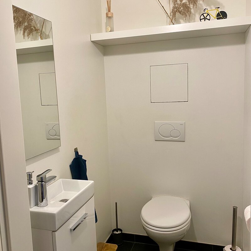 Hand wash basin | © hannabd