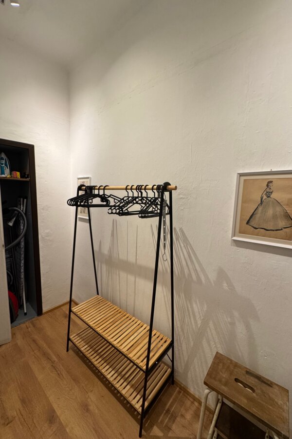 Walk-in Wardrobe