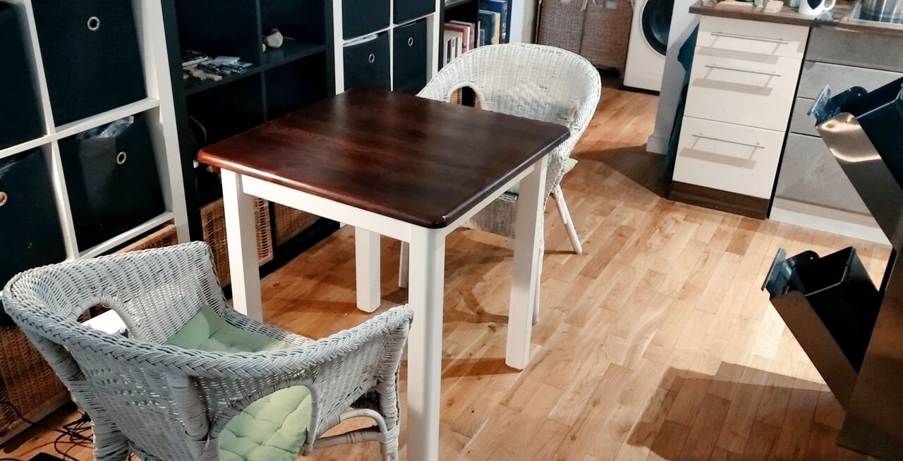 Dinning Table in Living Room