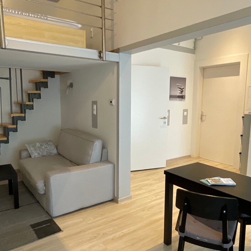 Möbliertes 1-Zimmer Apartment mit Galerie & Wohnbereich – Kurzzeitmiete & Wohnen auf Zeit für 1 bis 6 Monate in Klagenfurt