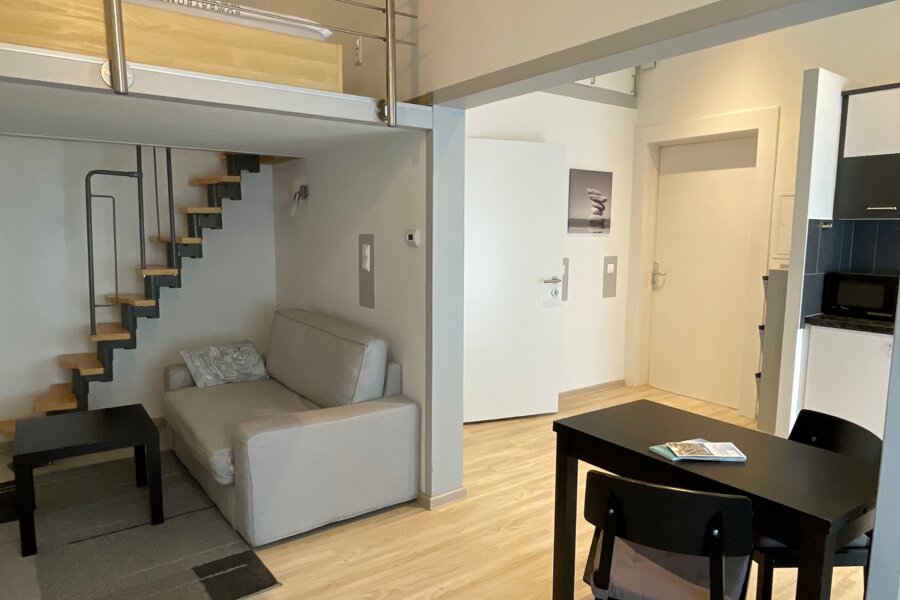 Möbliertes 1-Zimmer Apartment mit Galerie & Wohnbereich – Kurzzeitmiete & Wohnen auf Zeit für 1 bis 6 Monate in Klagenfurt