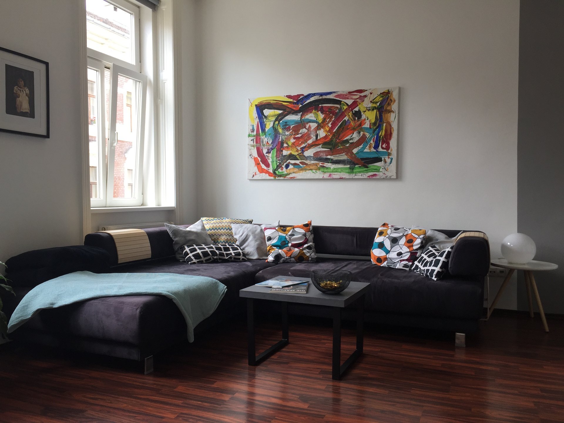 Große Kuschelcouch - auch gut für Gäste | © rl