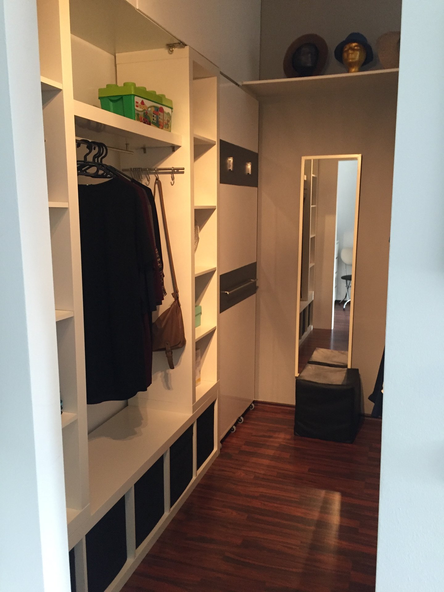 Begehbarer Kleiderschrank  | © rl