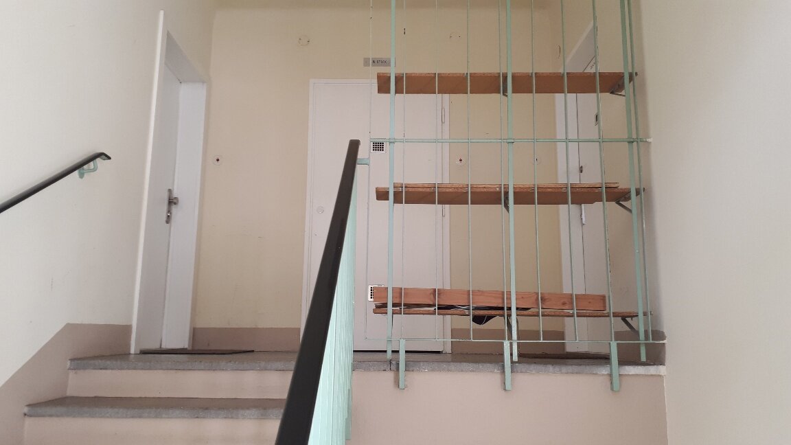 Staircase without lift