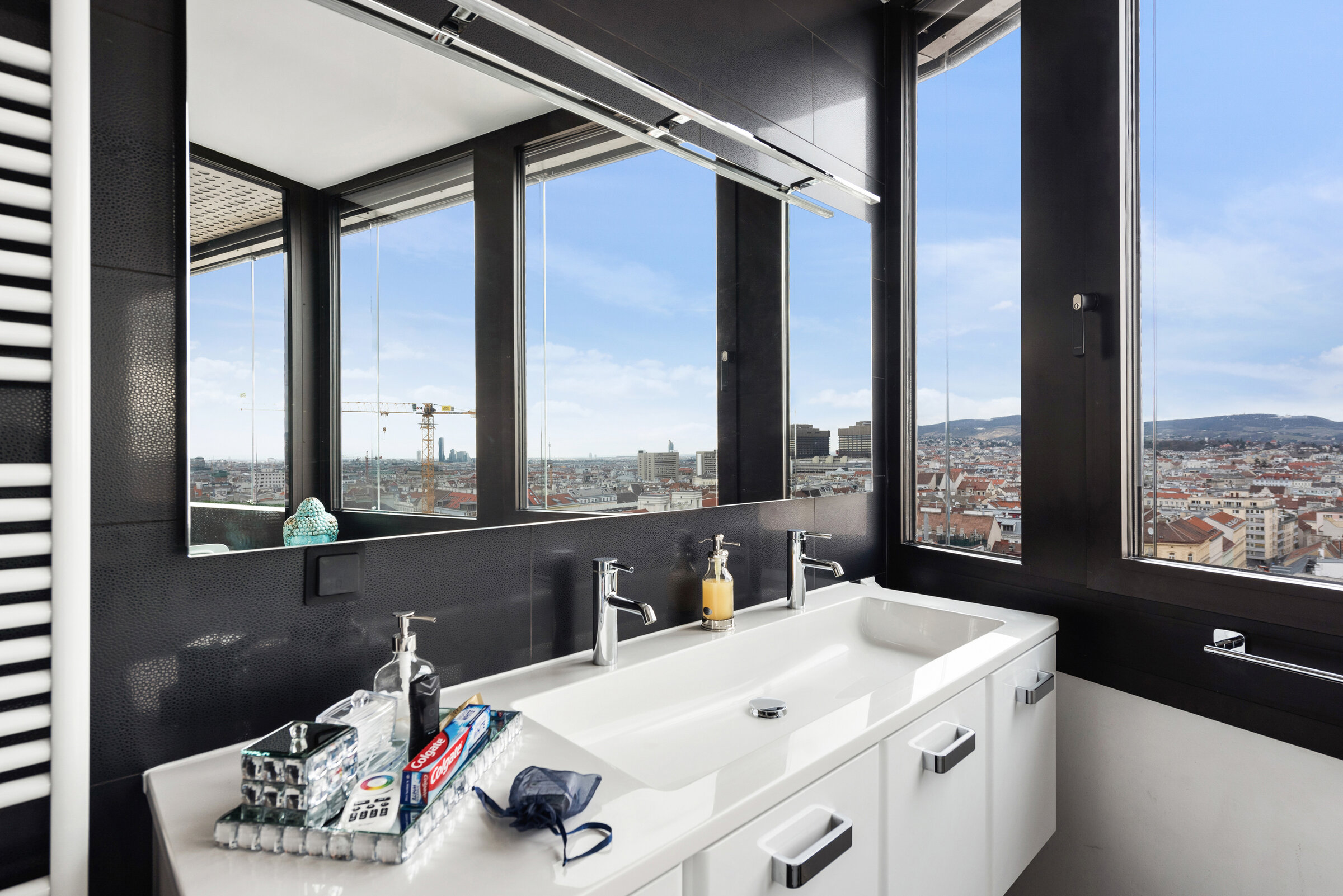 Vienna West View bathroom 1 | © Skyflats Vienna