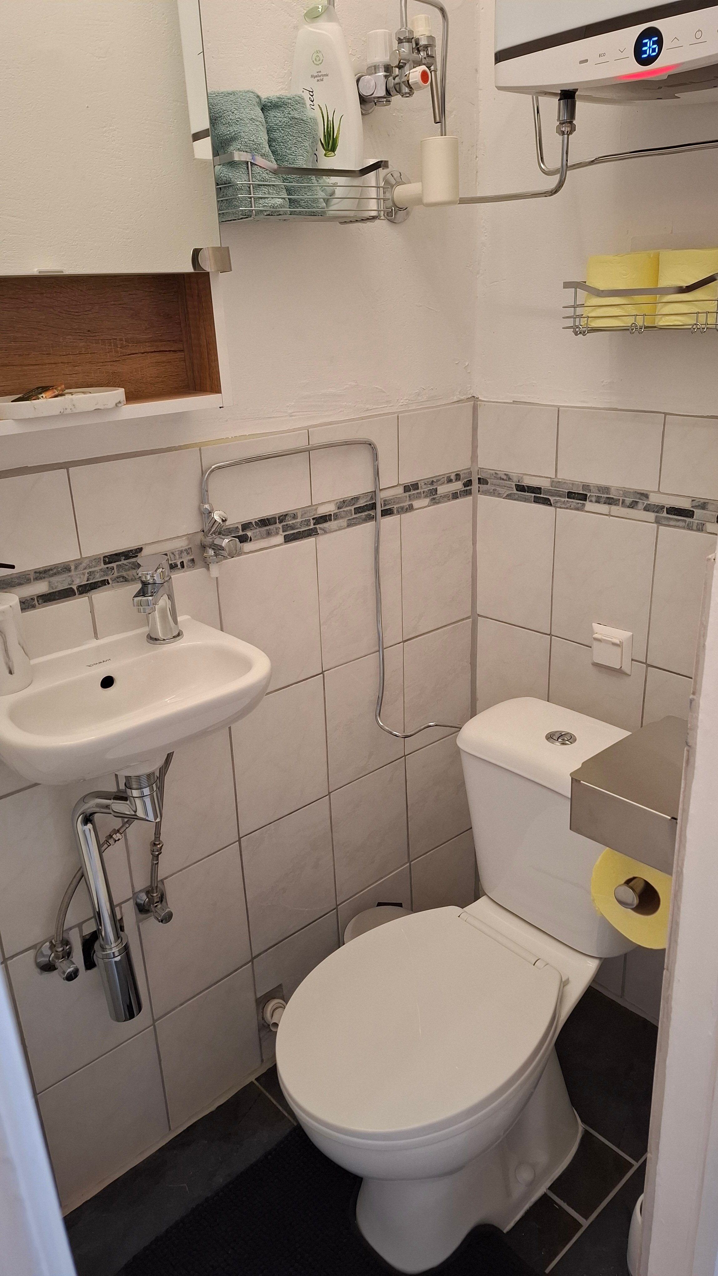 elektrischer Warmwasserboiler 80l