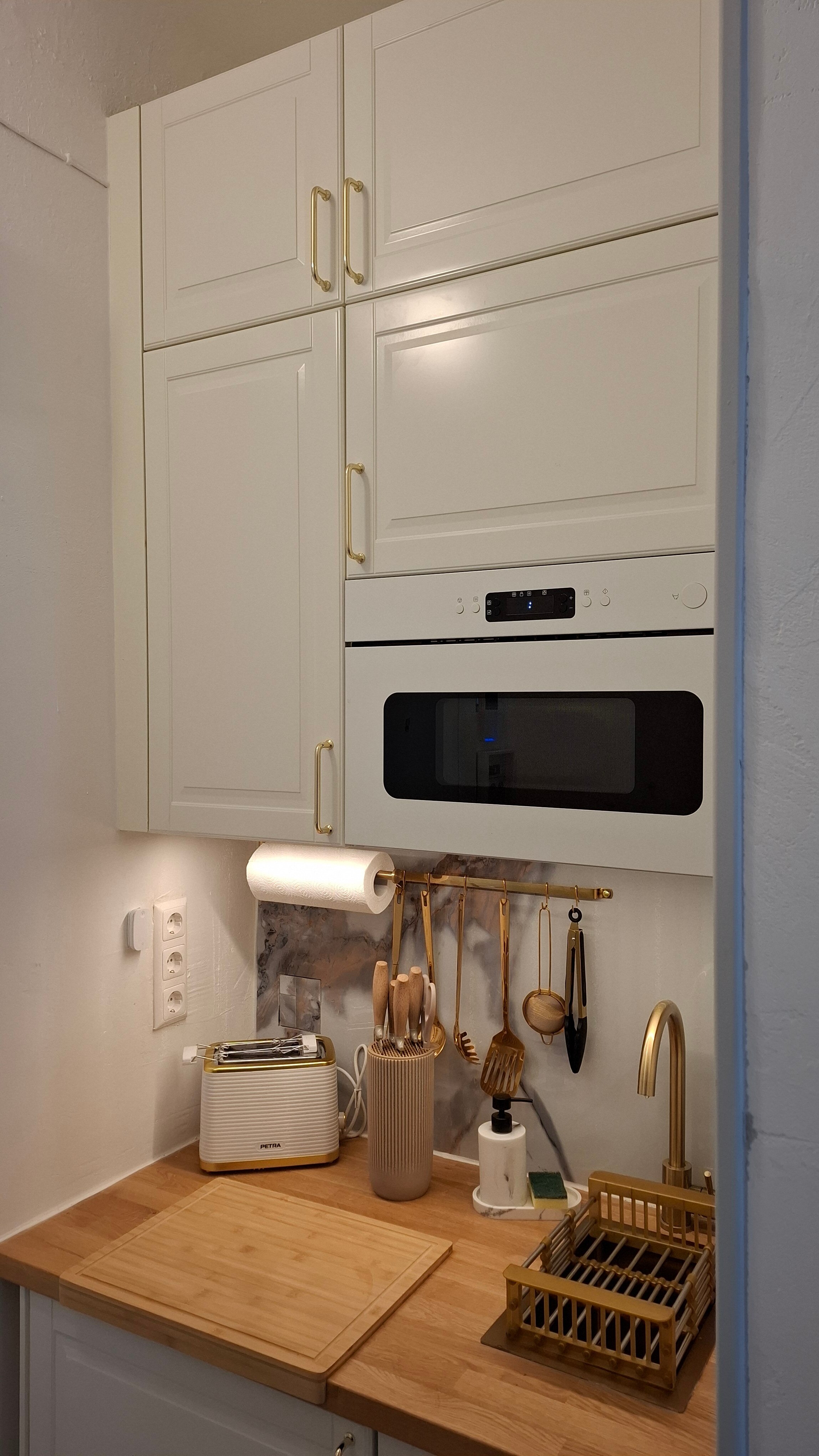 Wohnung Vorraum/ Küche Küchenschränke