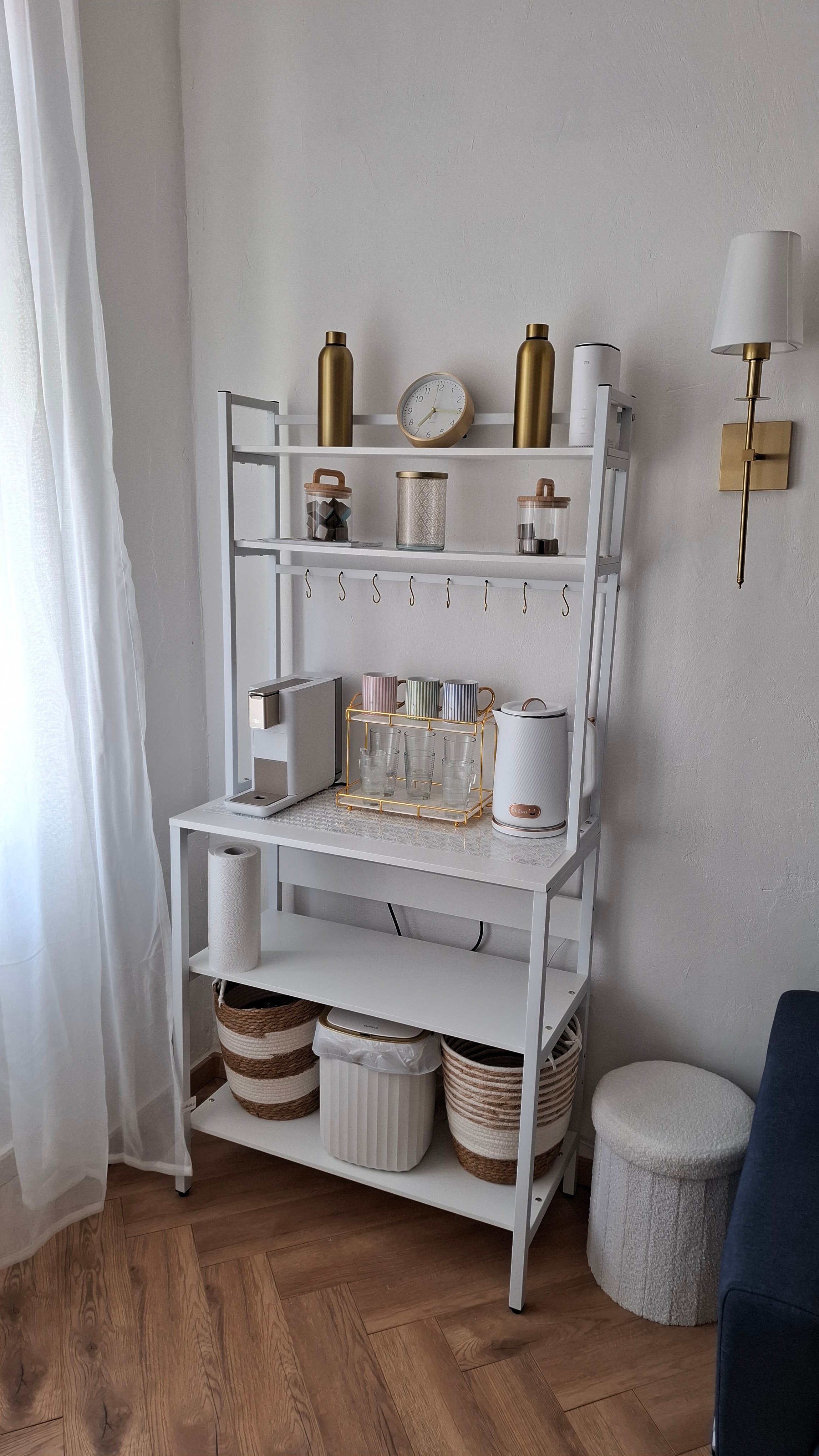 Kaffeemaschine, Wasserkocher , Router