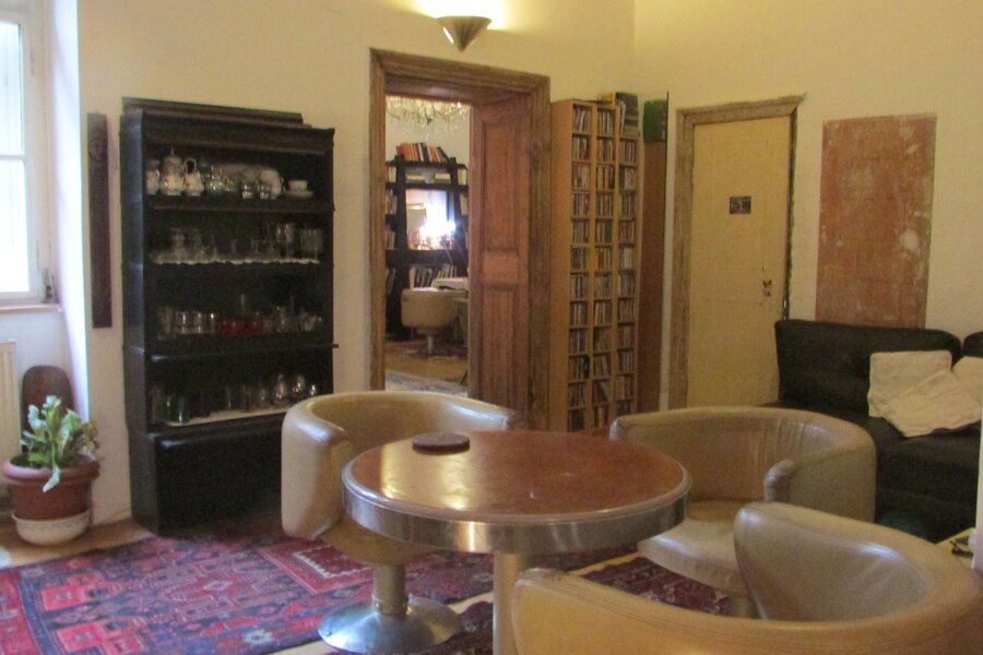 zentrales Wohnzimmer