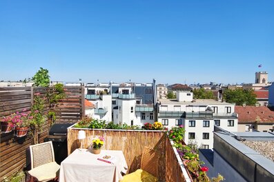 Sonnige Dachterrasse mit Stadtblick: 3-Zimmer Wohnung, Kurzzeitmiete & Wohnen auf Zeit für 1 bis 6 Monate in Wien