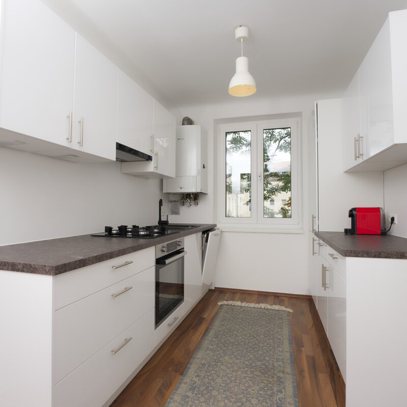 Voll ausgestattete Küche