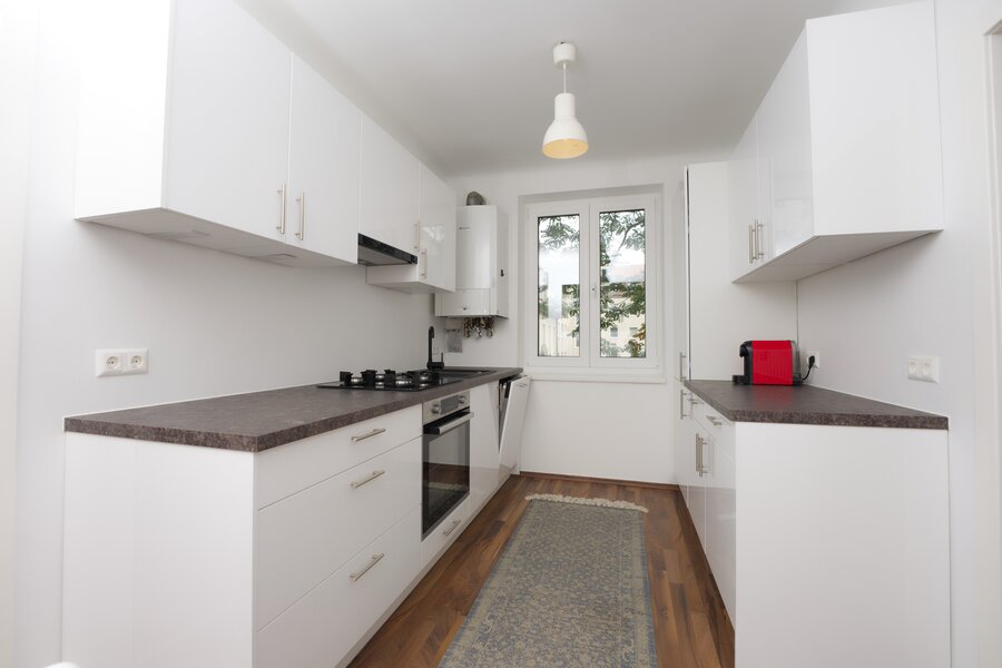 Voll ausgestattete Küche