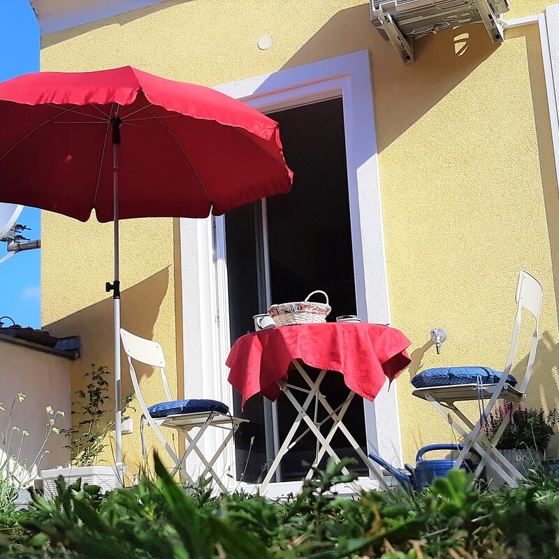 Studio with private roof terrace