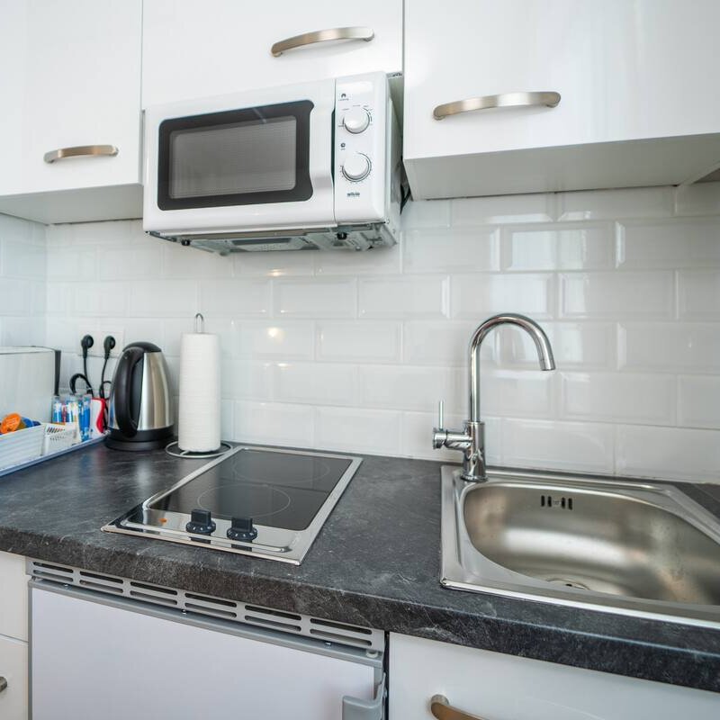 Voll ausgestattete Küche