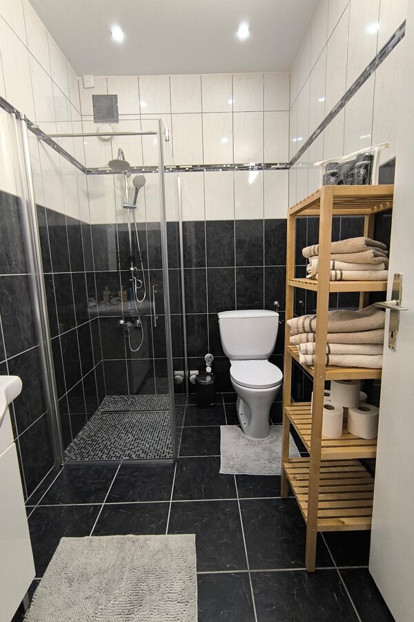 Badezimmer mit WC 