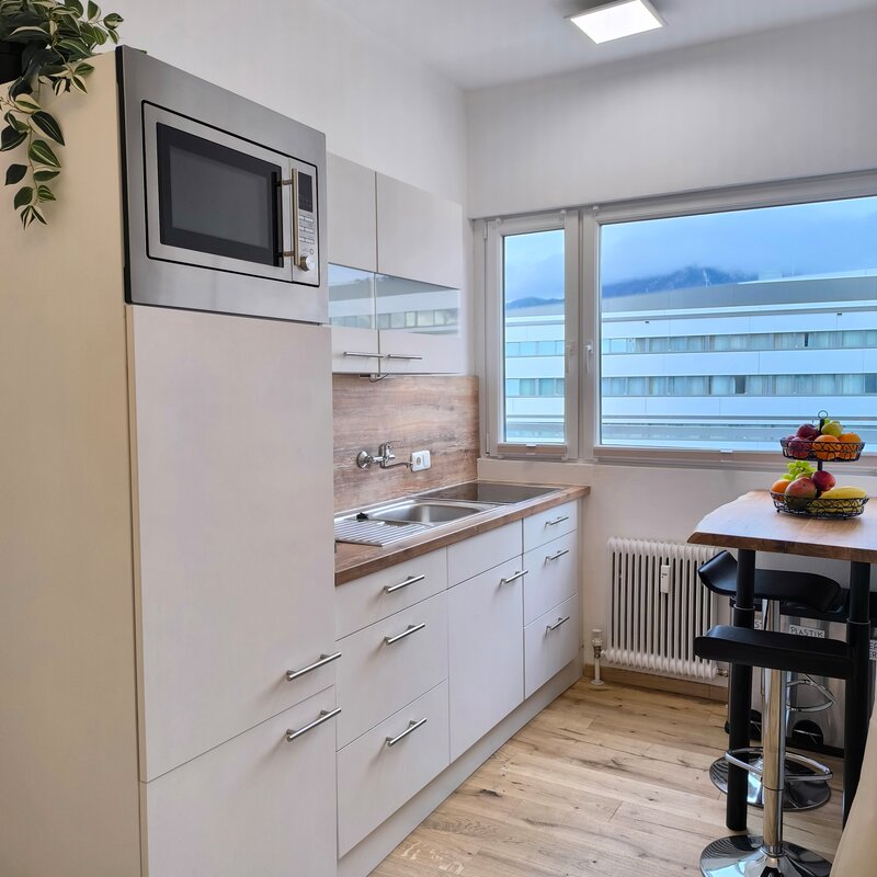 Küchenecke mit Essbereich