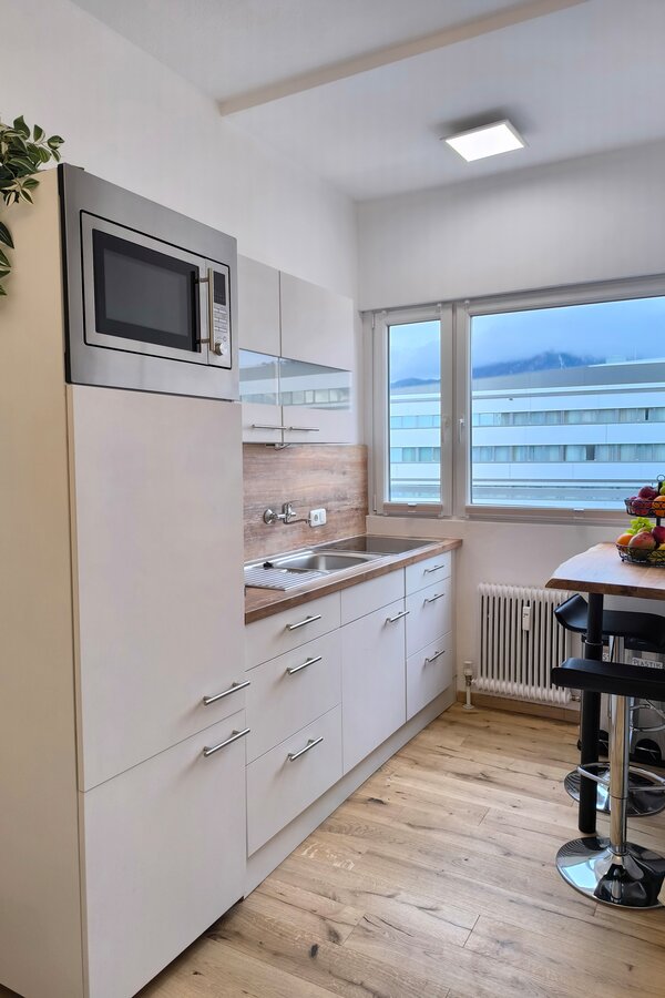 Küchenecke mit Essbereich