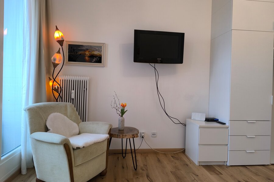 Leseecke und Fernseher