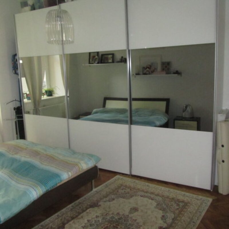 bed room I