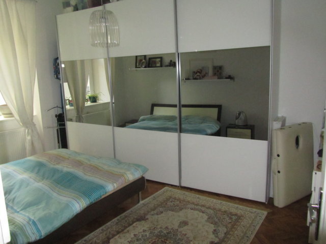 bed room I