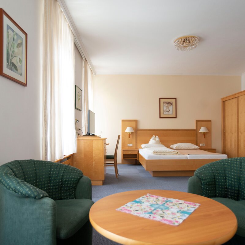 Wohn- Schlafzimmer 