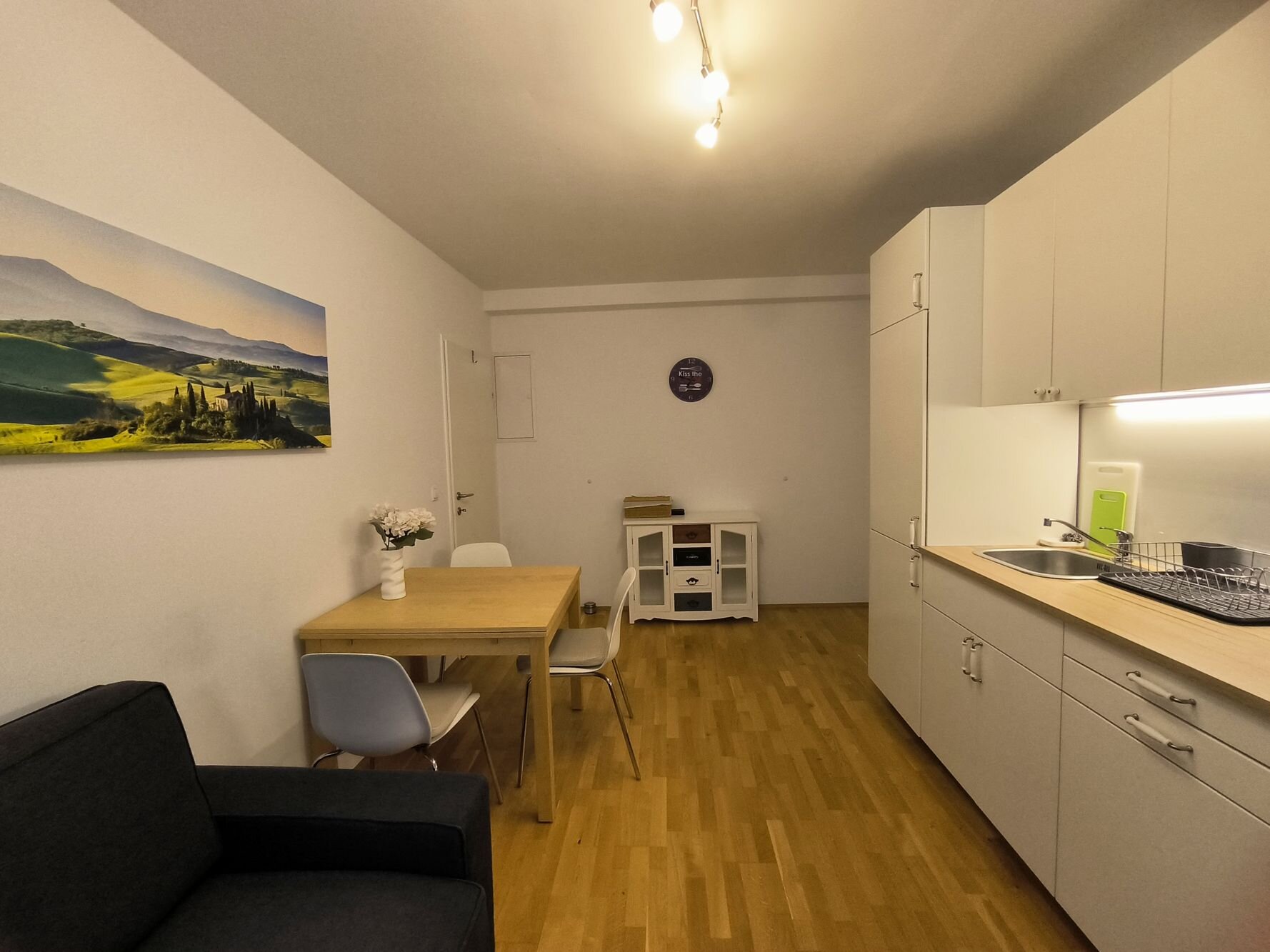 Sehr gemütliche Küche voll ausgestattet