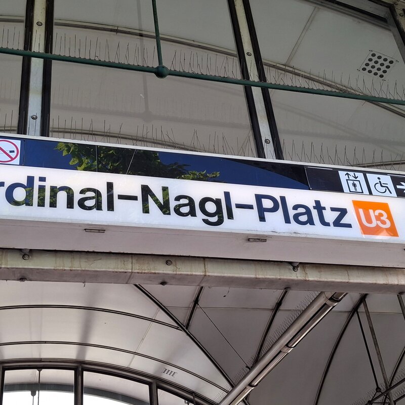 U3 Station Kardinal Nagl Platz