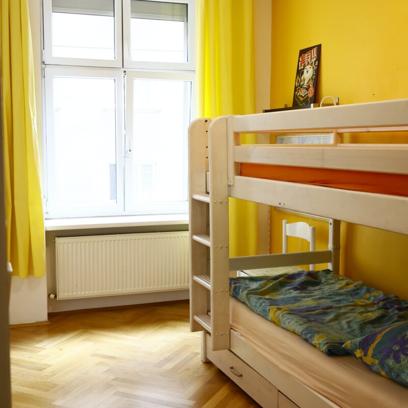 das Etagenbett kann auf Wunsch in zwei Einzelbetten umgebaut werdenn um