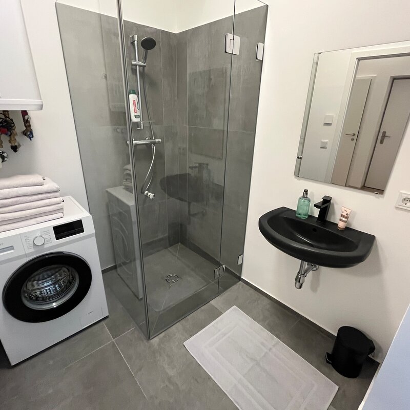 Badeszimmer mit Dusche