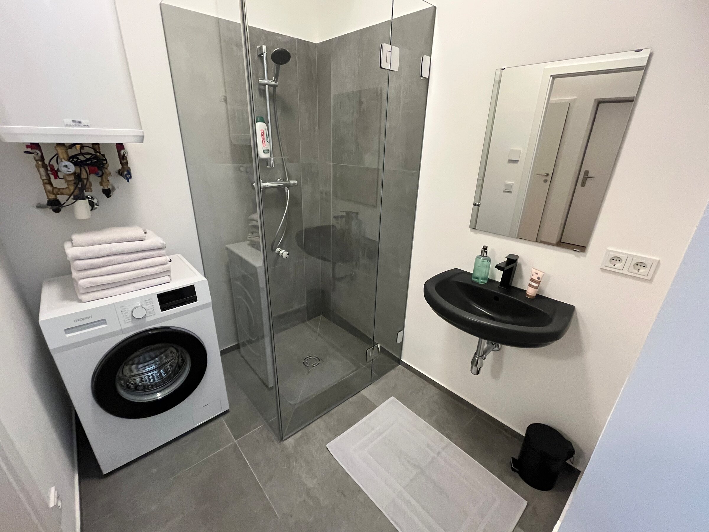 Badeszimmer mit Dusche