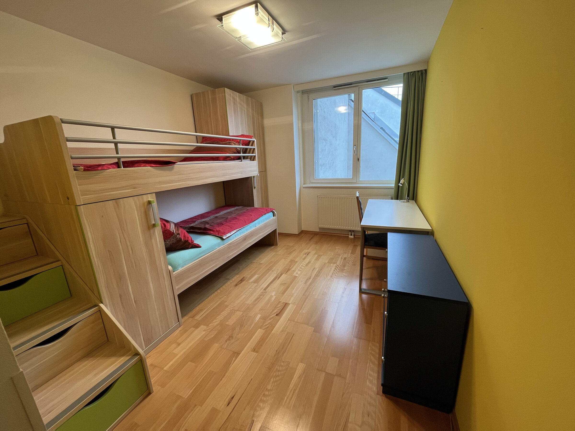 kleines Schlafzimmer