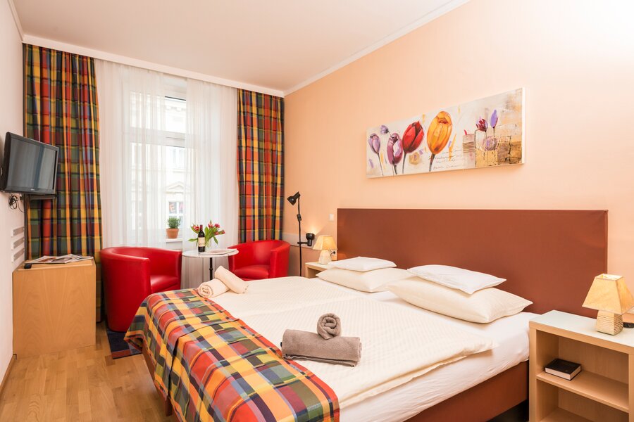 Bright, furnished 1-room apartment for short-term rental – temporary housing in Vienna for 1 to 6 months.