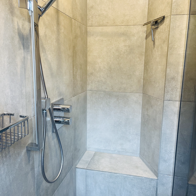 Bad mit Walk In Dusche 