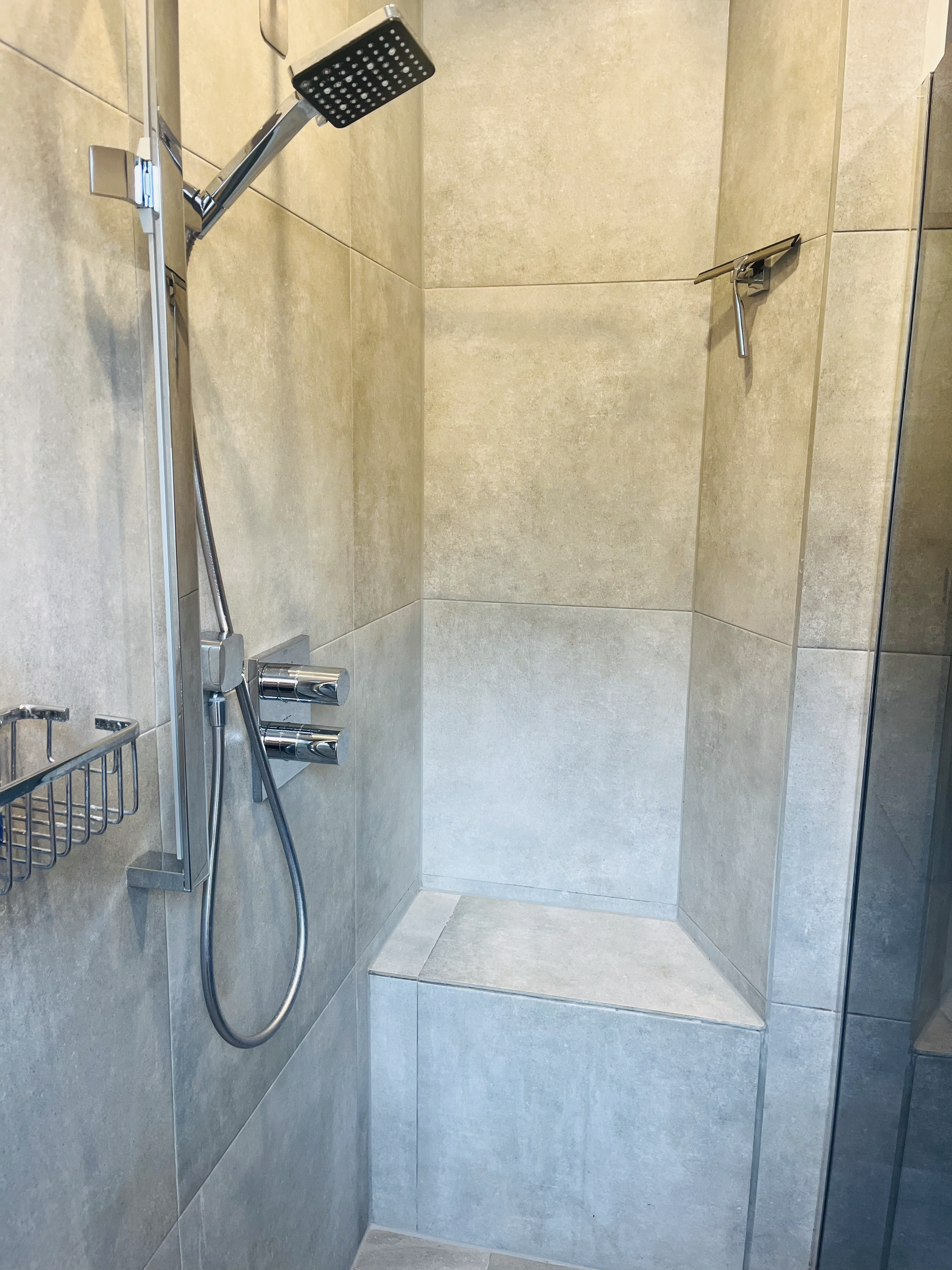 Bad mit Walk In Dusche 