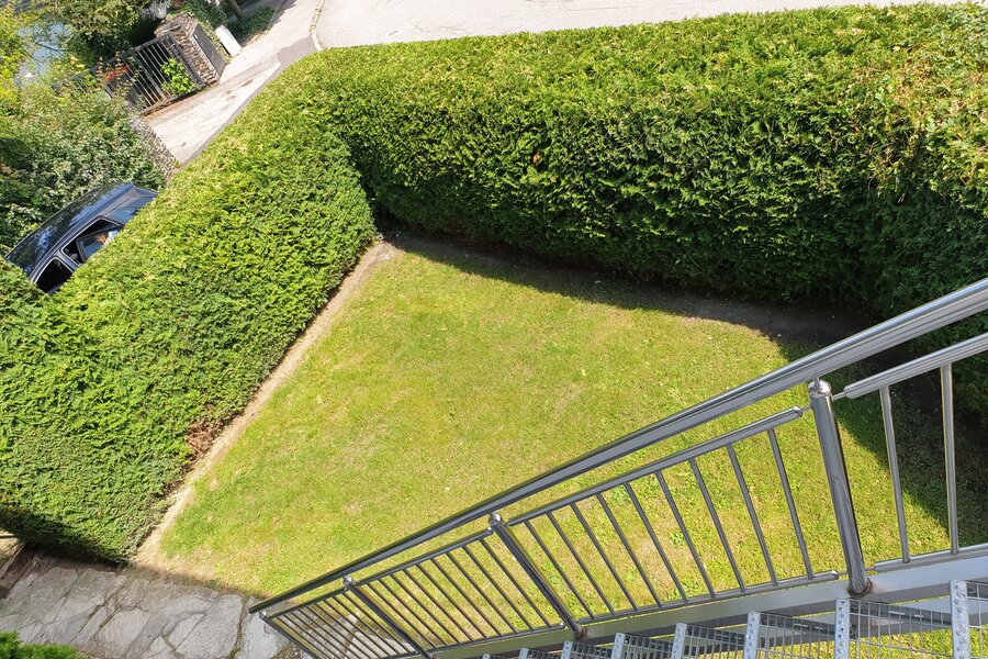 Garten vom Balkon aus