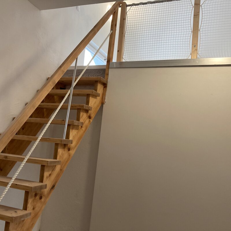 Treppe auf Empore
