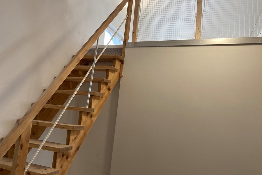 Treppe auf Empore