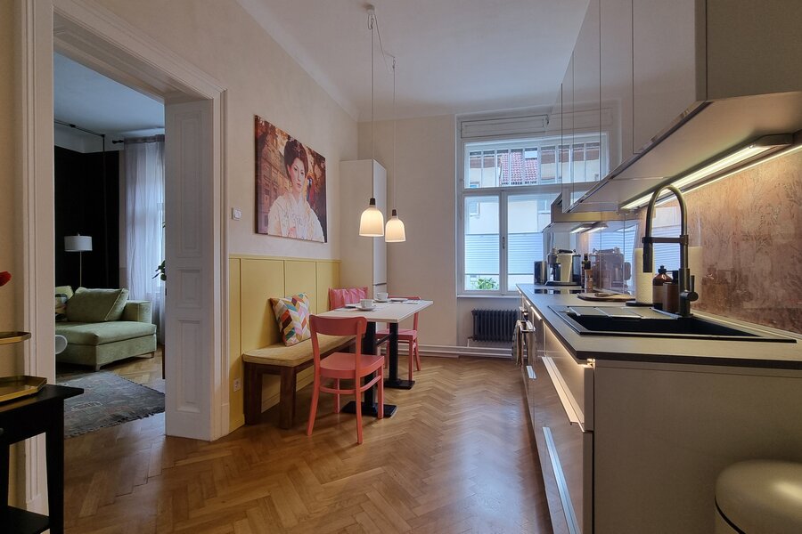 Historic building Graz short term rental Kitchen | © Anno1903