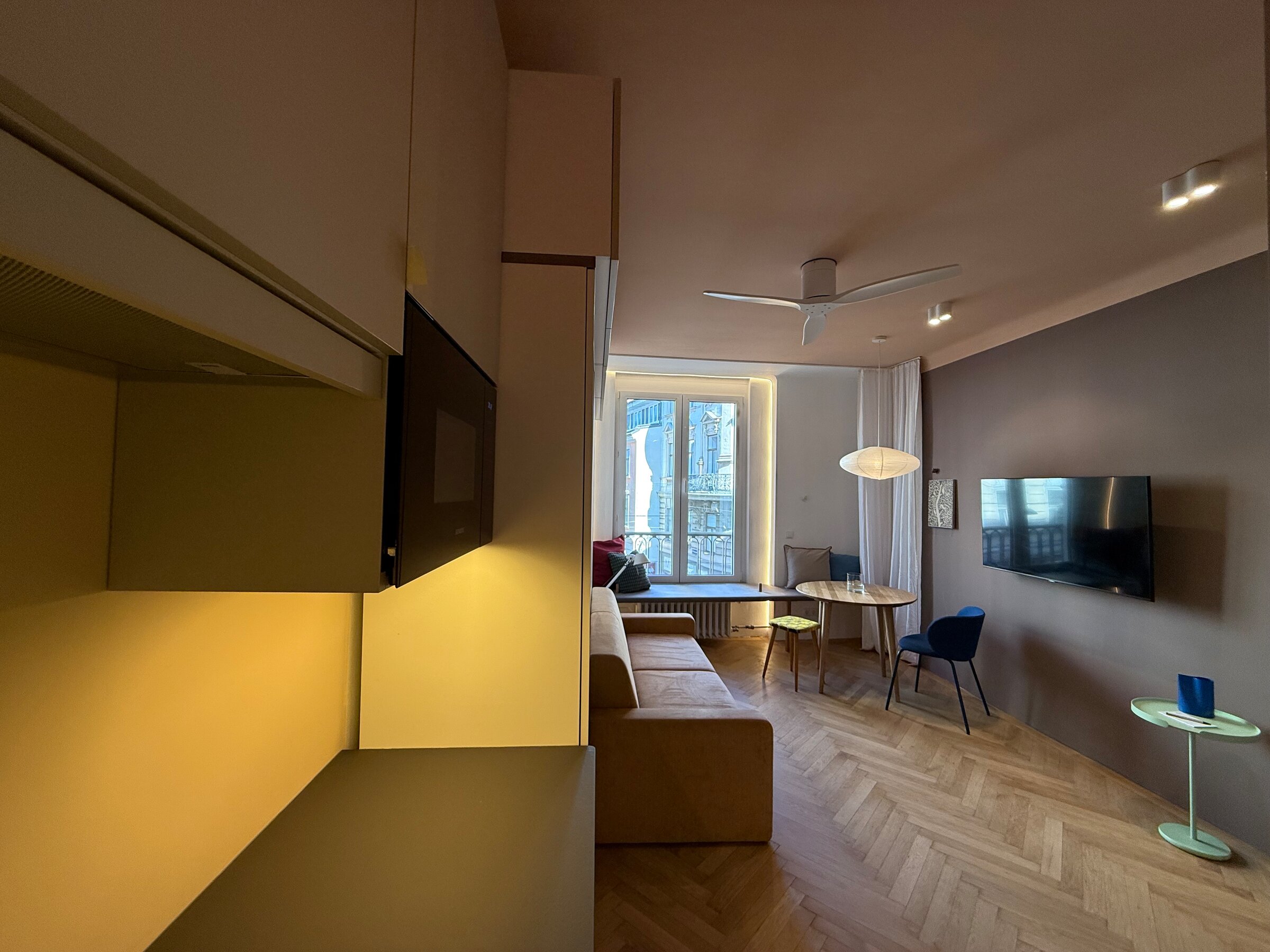 View From Kitchen To Livingroom